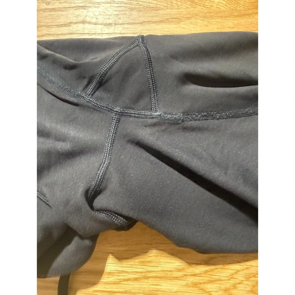 Lululemon‎ Speed Up Tight 28